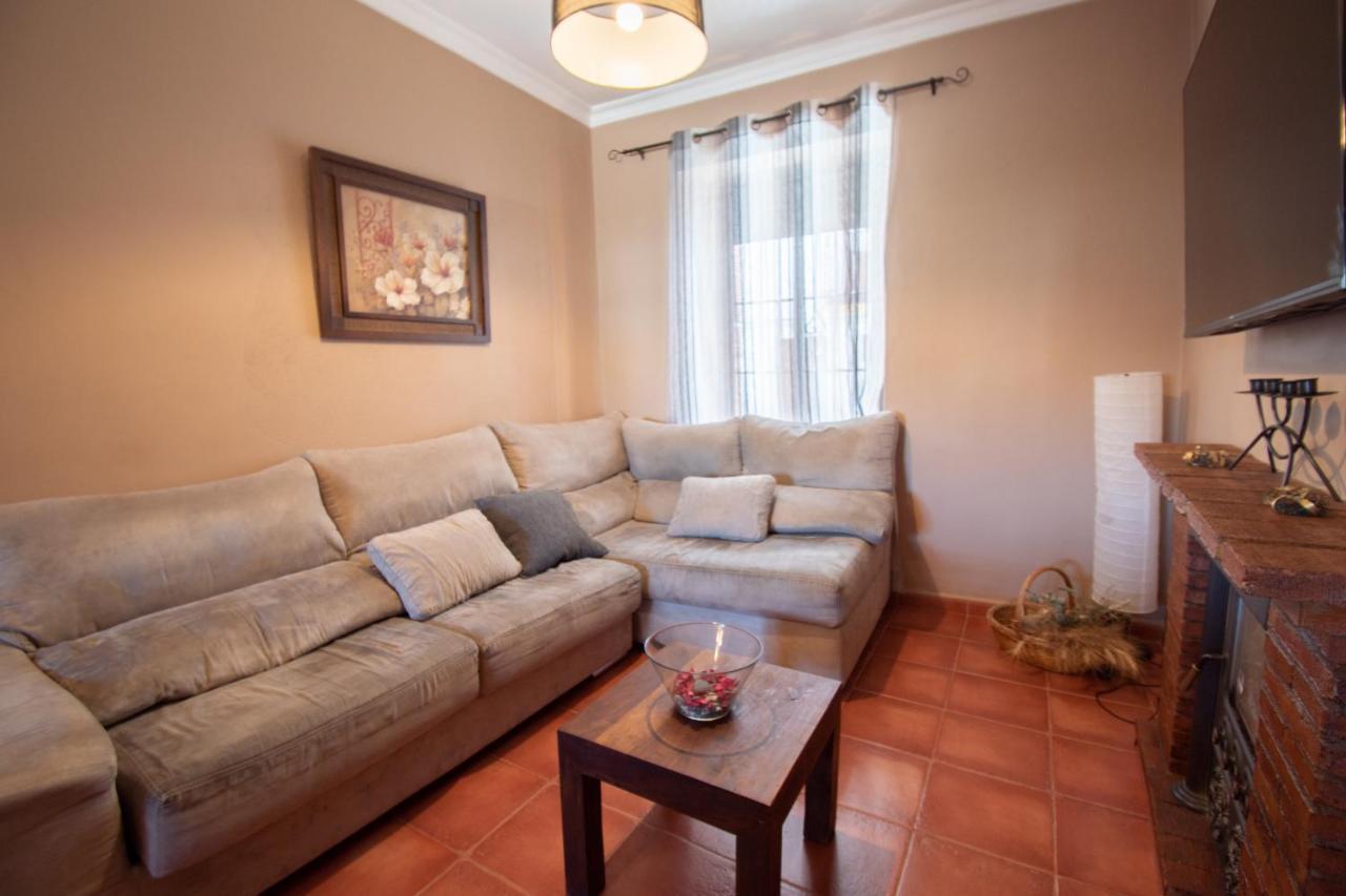 Villa Elisabeth Con Piscina Climatizada Chimenea Y Terraza Arriate Bagian luar foto